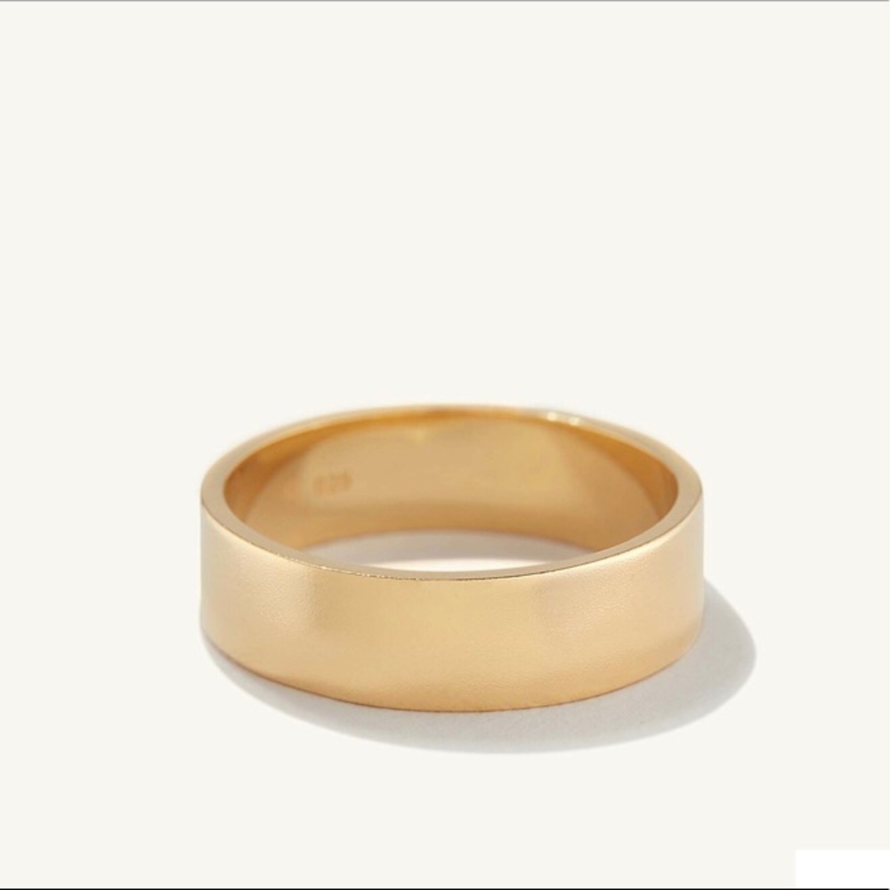 Mejuri Ring